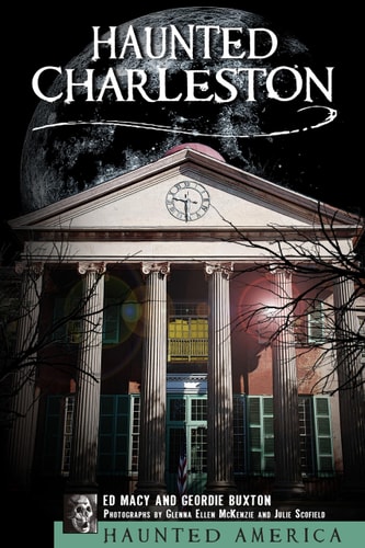 Haunted Charleston (Haunted America)
