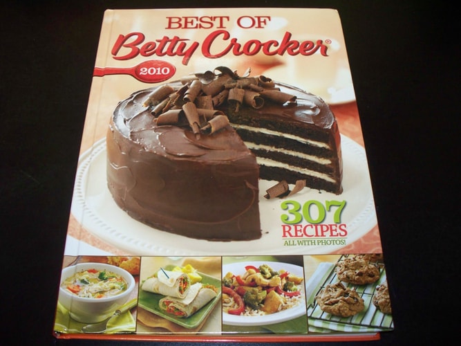 Betty Crocker Annual Recipes 2010