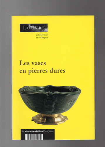 Les vases en pierres dures