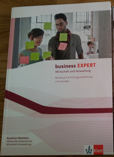 Business expert Mit Prüfungsvorbereitung und Lösungen. Workbook