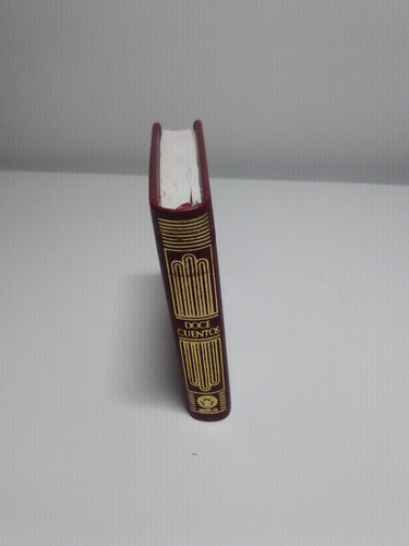 CRISOLIM KIOSCOS DOCE CUENTOS (Spanish Edition)
