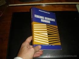Ecuaciones Diferenciales Ordinarias (Spanish Edition) [Paperback]