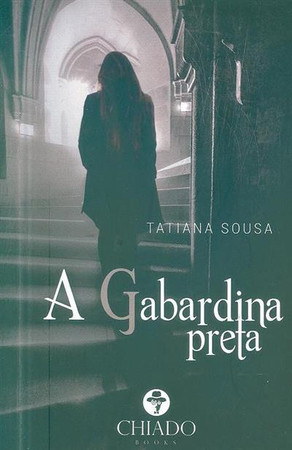 A gabardina preta