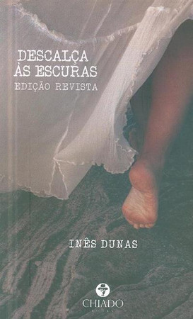 Descalça às escuras
