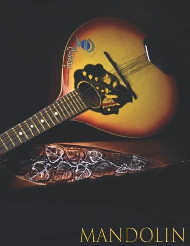 MANDOLIN: Music notebook - Sheet music book - Handwritten paper - Classical - 111 pages - Large format - Solfeggio