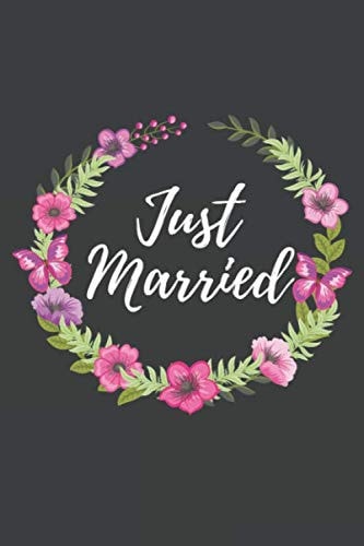Just Married: Lined Notebook