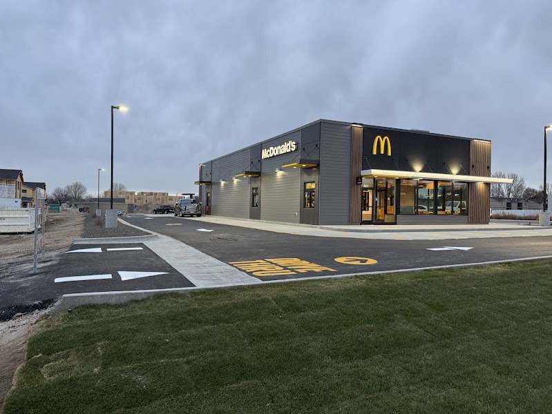 McDonald's store photo
