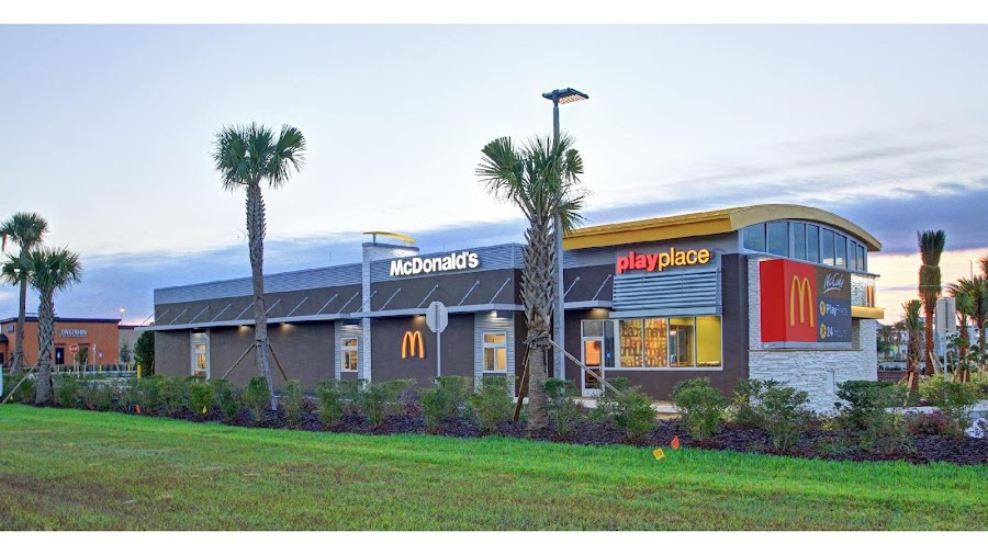 McDonald's store photo