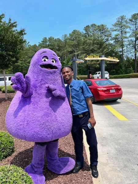 McDonald's store photo
