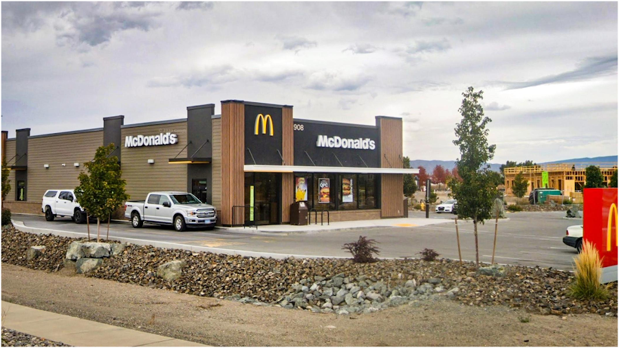 McDonald's store photo