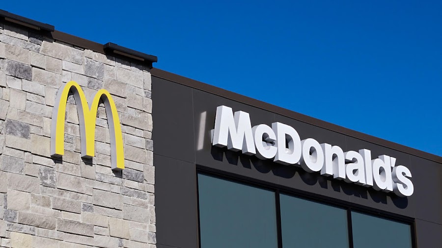 McDonald's store photo