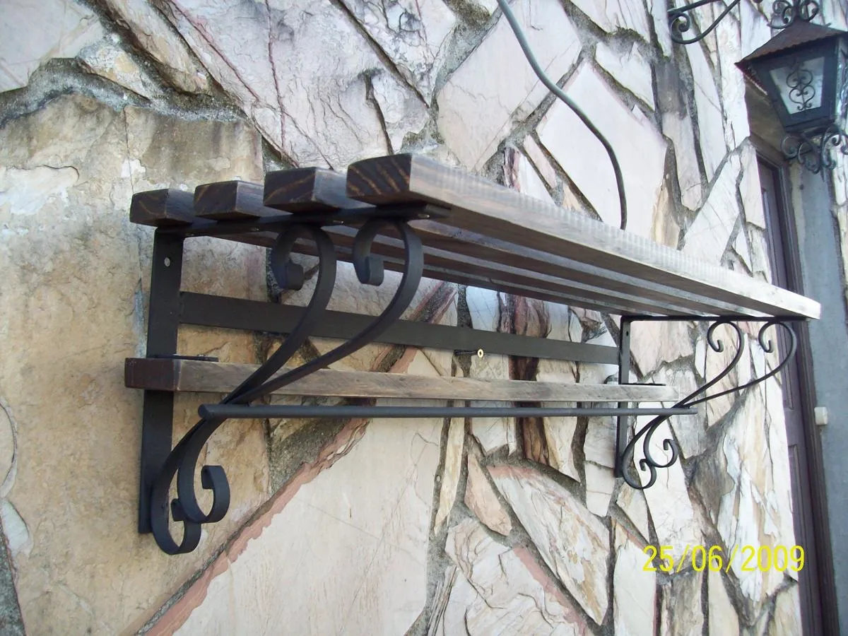 Ganchera Hierro Y Madera Rústica