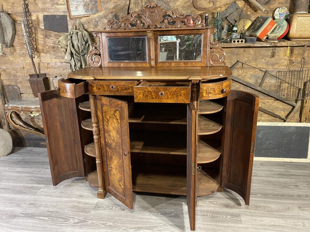 Madia Mobile-credenza stile 800 in legno di noce scontata del 35%.  Artigianale OFFERTA OUTLET