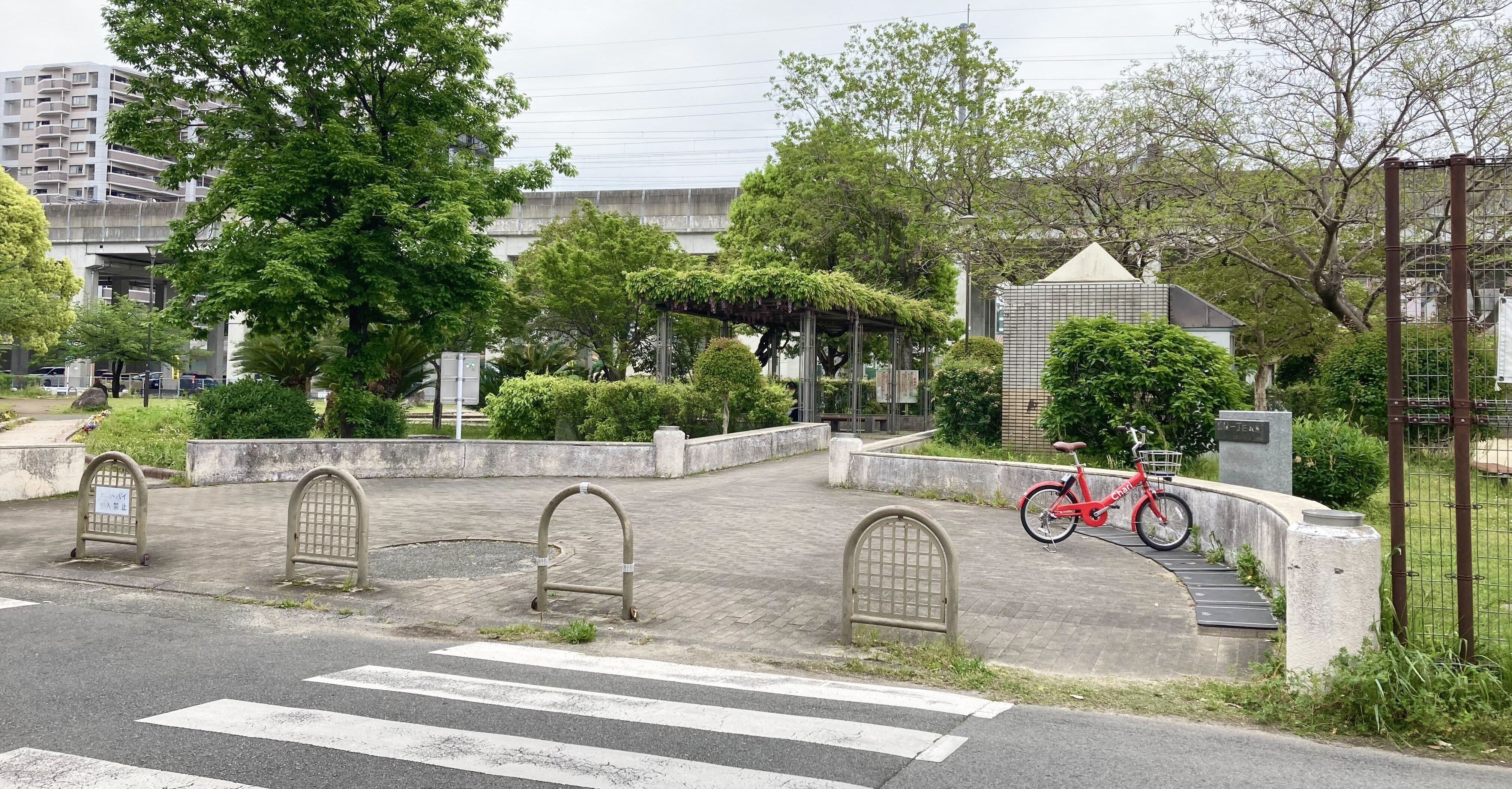 島崎一丁目公園 Charichari(チャリチャリ)の施設画像1