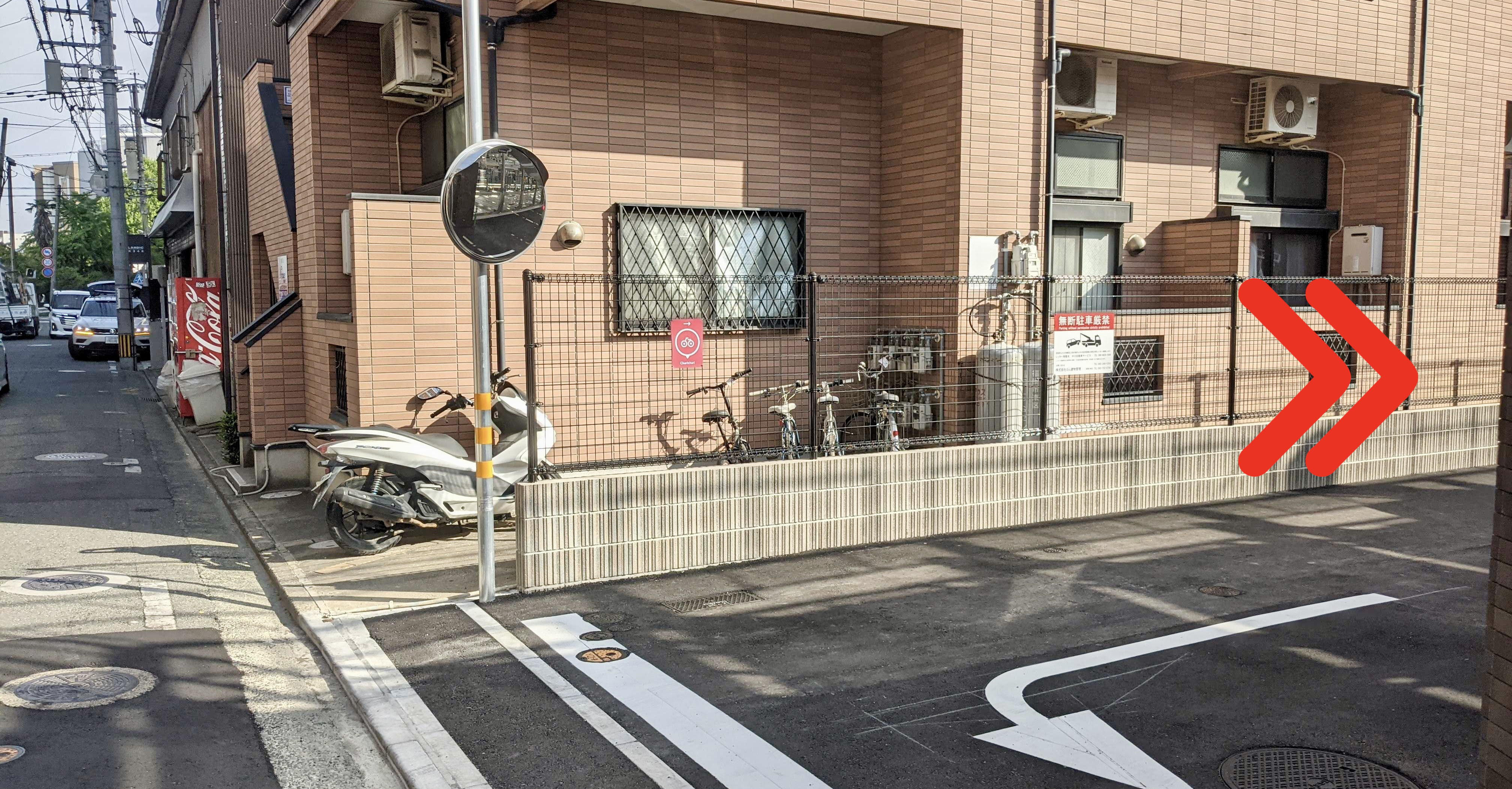 エンクレスト天神南PURE Charichari(チャリチャリ)の施設画像1