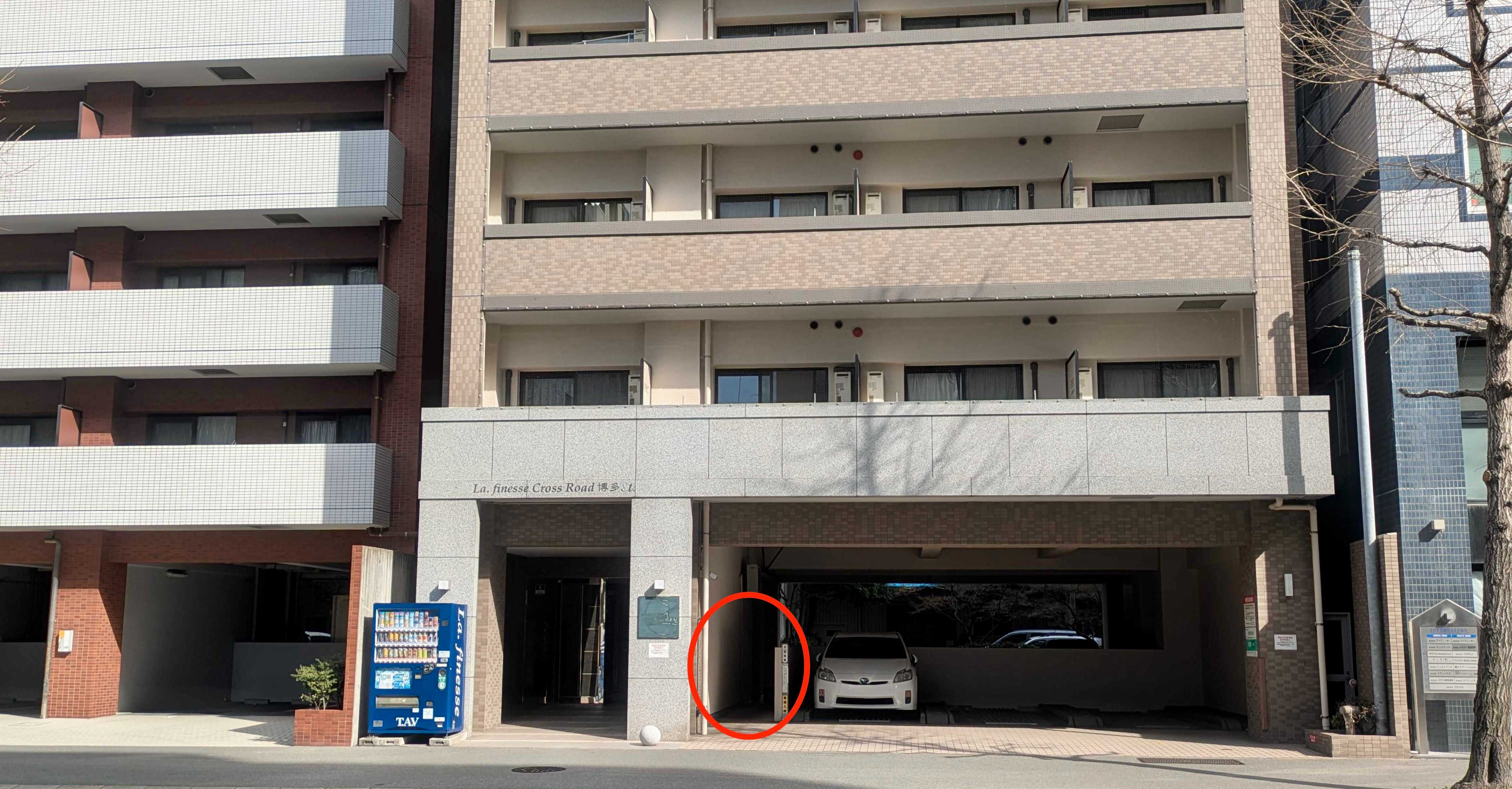 ラフィネスクロスロード博多ステーション Charichari(チャリチャリ)の施設画像1