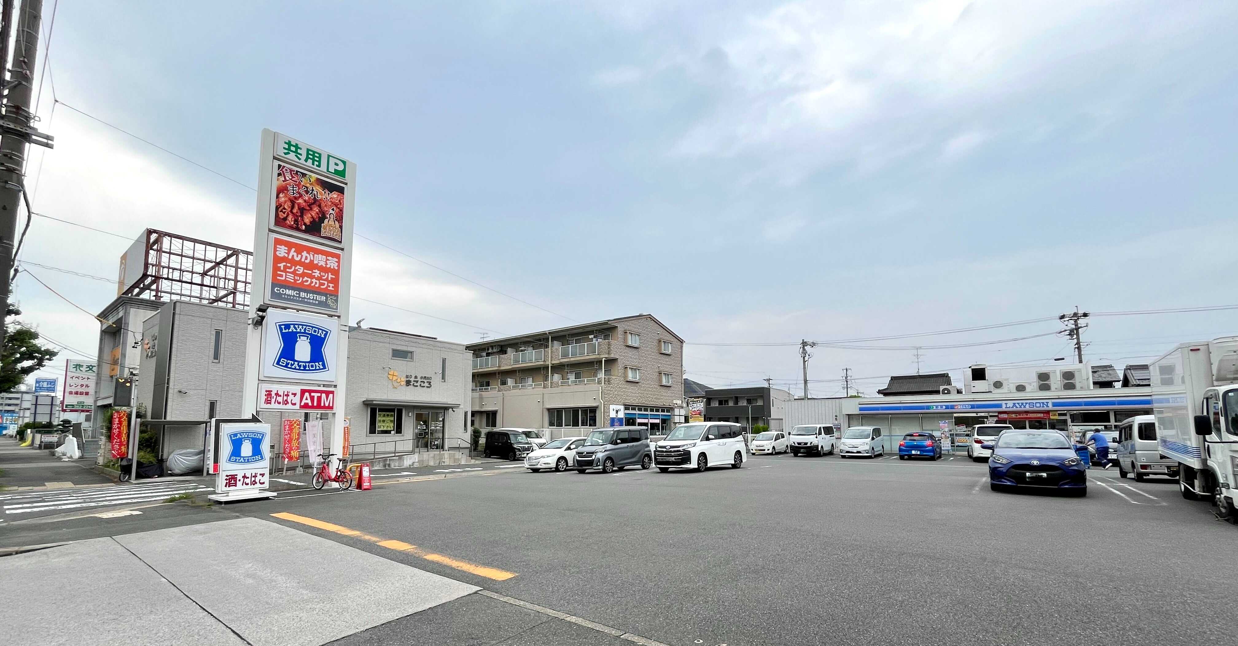 ローソン中川野田二丁目店 Charichari(チャリチャリ)の施設画像1