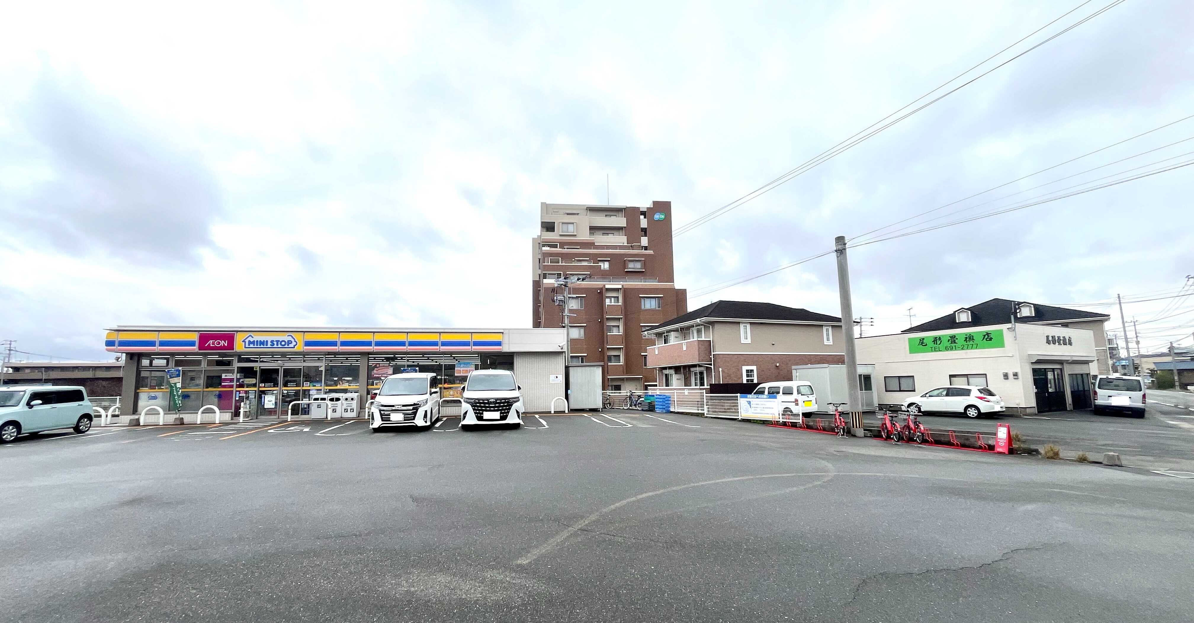 ミニストップ 福岡土井2丁目店 Charichari(チャリチャリ)の施設画像1