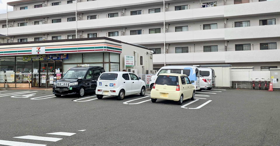 セブンイレブン福岡原6丁目店 Charichari(チャリチャリ)の施設画像1