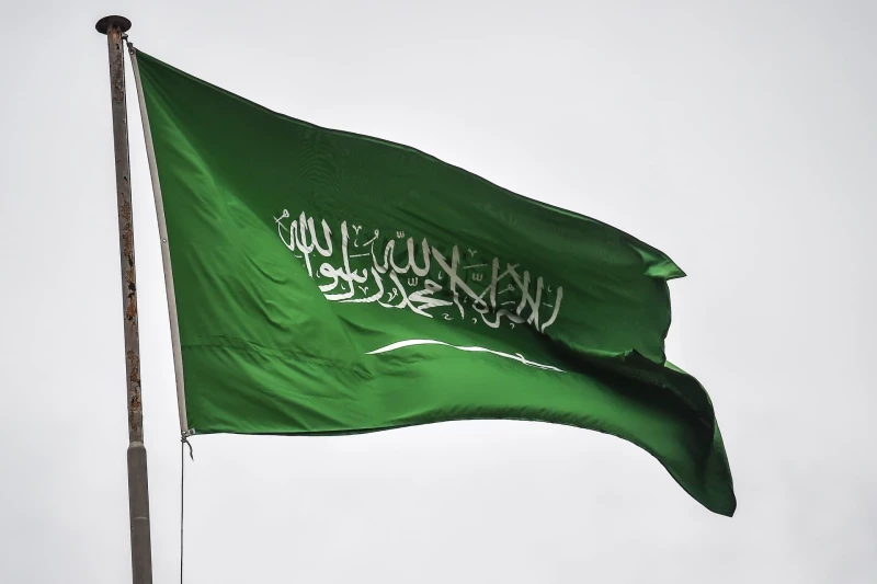 كارثة طبيعية بكل المقايسس تخييم على هذه المدينة السعودية.. لن تصدقوا مالذي عثر عليه المواطنيين بالشوارع ! (صورة)