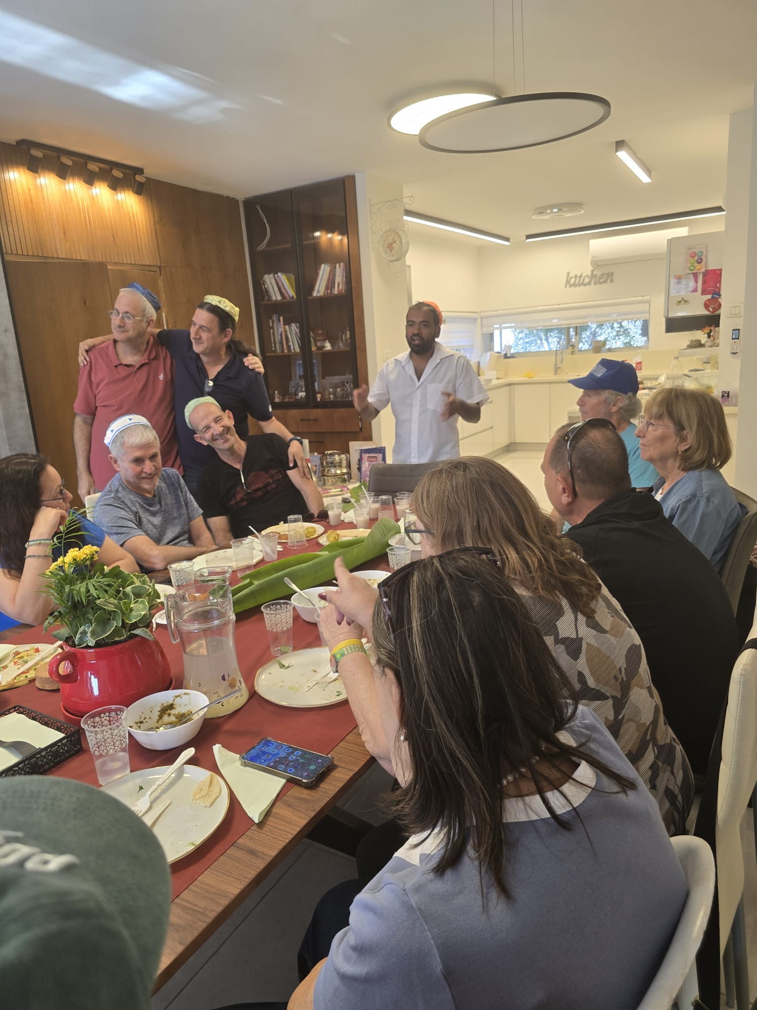 שורשים בנבטים