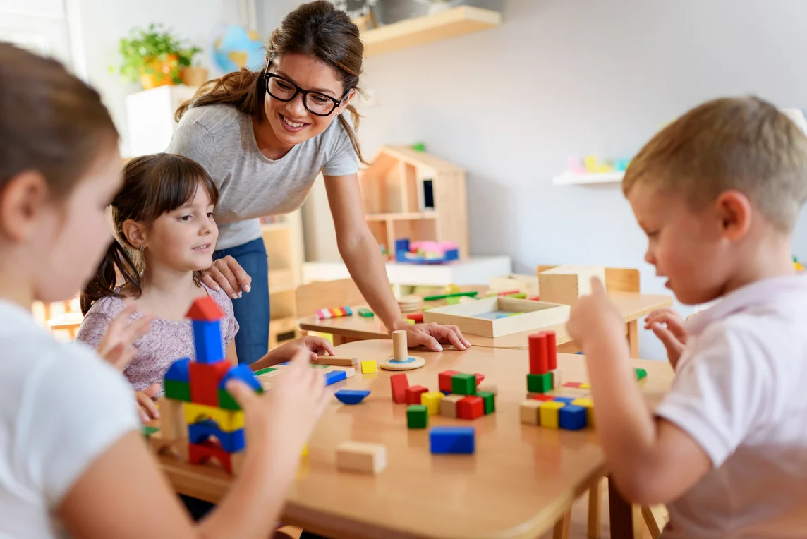 Especialízate en educación infantil