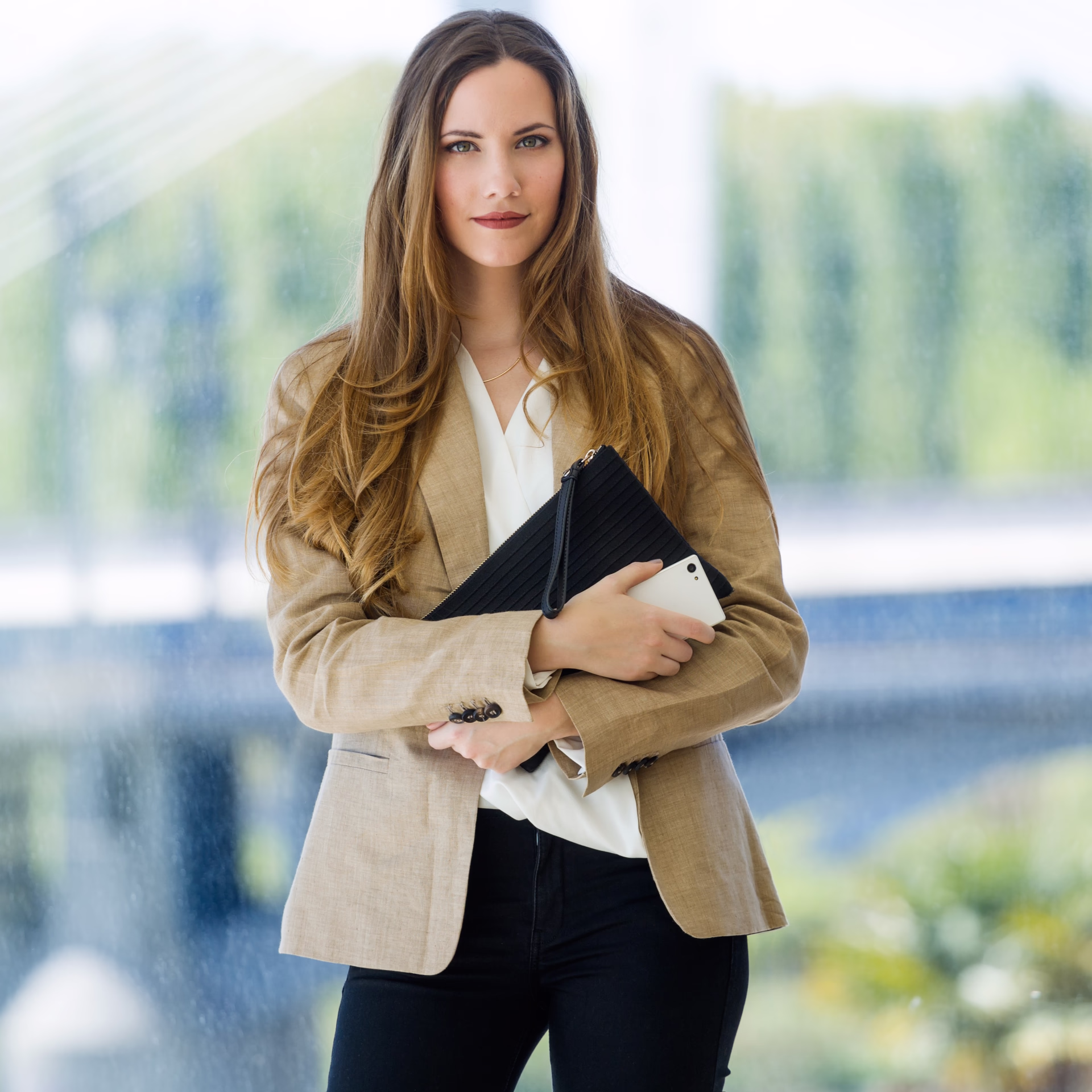 Prepárate para *ocupar un puesto relevante y decisivo*