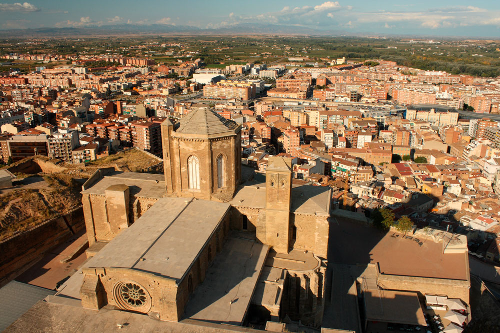 Beneficios de comprar una casas en Lleida ciudad