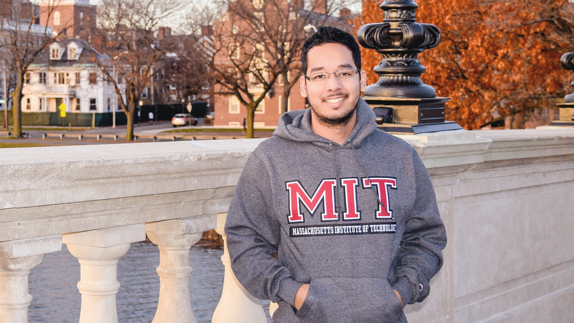 Brasileiro faz carreira brilhante no renomado Instituto de Tecnologia de Massachusetts