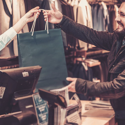 Venda com qualidade: as empresas praticam isso ou só querem vender?