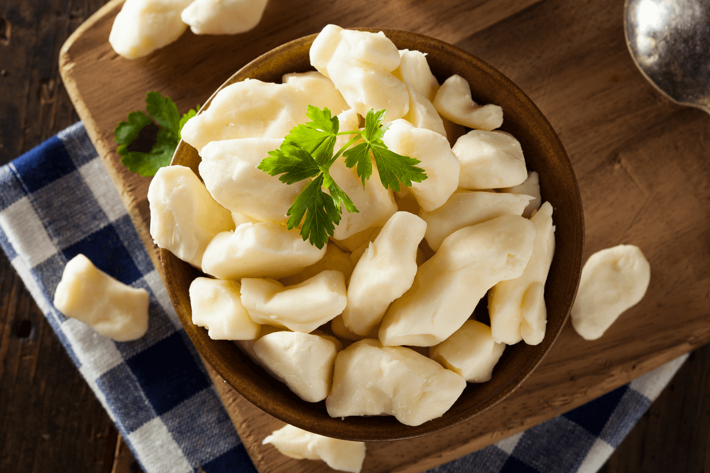 Fromage en grains (+ comment préparer une poutine maison)