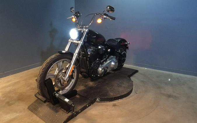 2023 Harley-Davidson Softail Standard Vivid Black