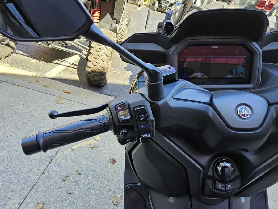 2025 Yamaha XMAX