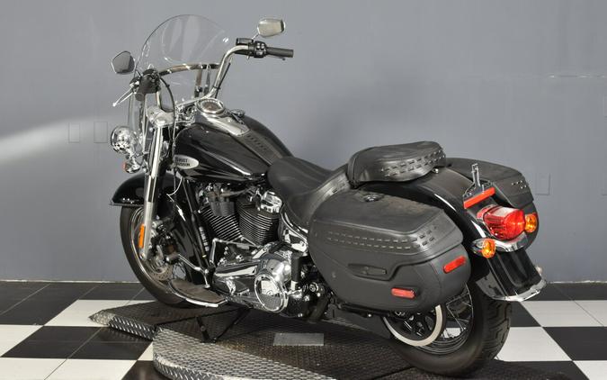 2022 Harley-Davidson Heritage Classic 114