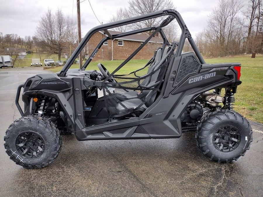 2023 Can-Am Maverick Trail DPS 700