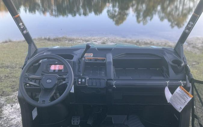 2026 Can-Am® Defender DPS HD10