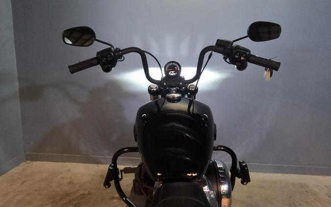 2026 Harley-Davidson Street Bob Vivid Black Chrome Cast Wheels