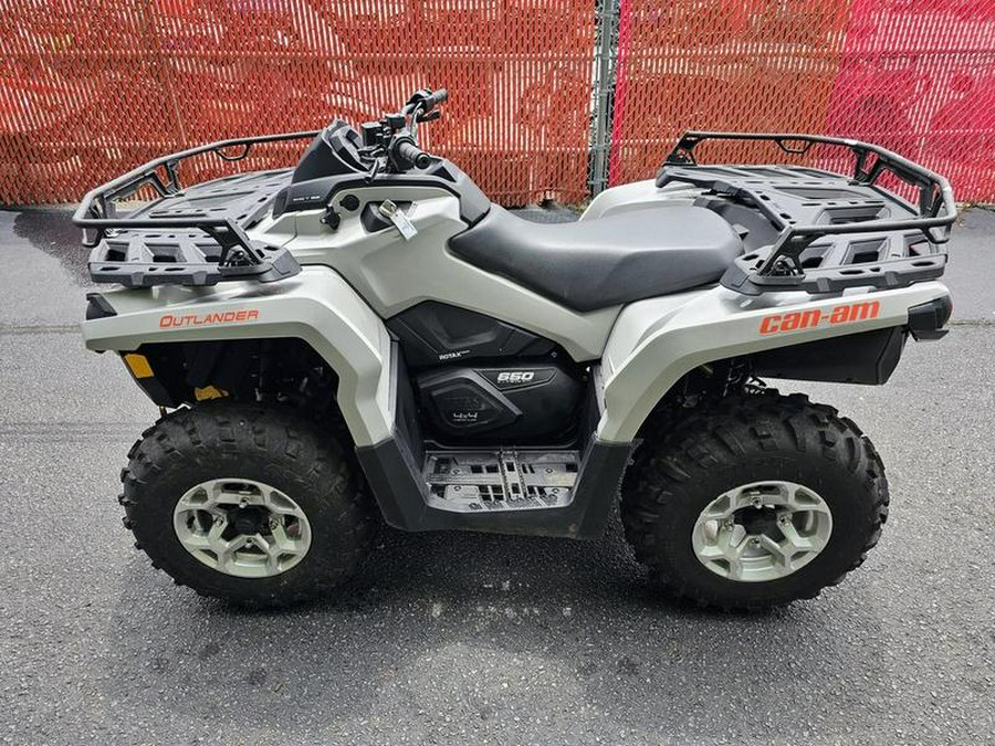 2016 Can-Am® Outlander™ DPS 650