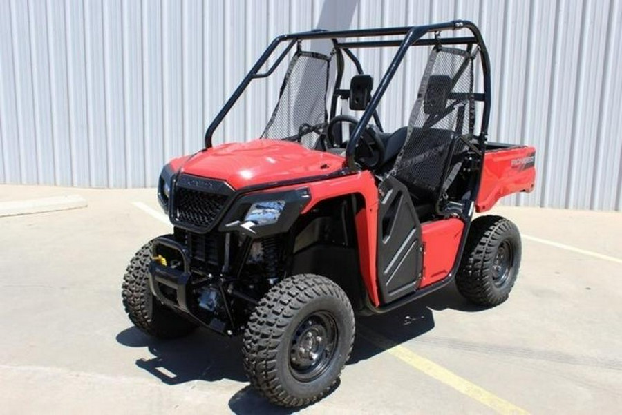 2025 Honda® Pioneer 520