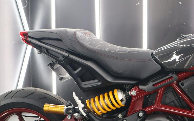 2024 Indian Motorcycle FTR R Carbon