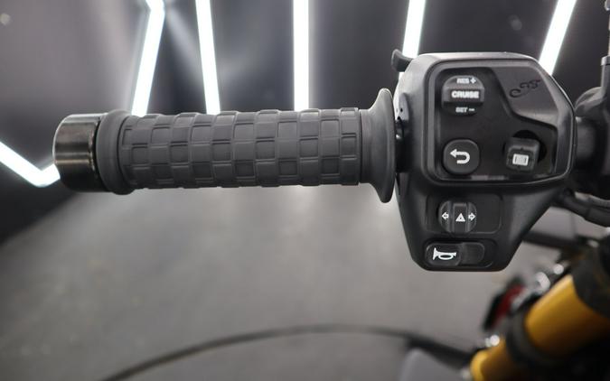 2024 Indian Motorcycle FTR R Carbon