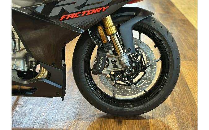 2026 Aprilia RS 660 Factory - DARK BANSHEE