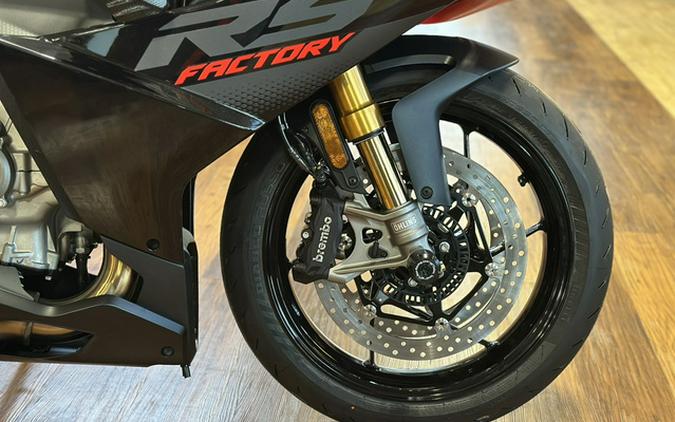 2026 Aprilia RS 660 Factory - DARK BANSHEE