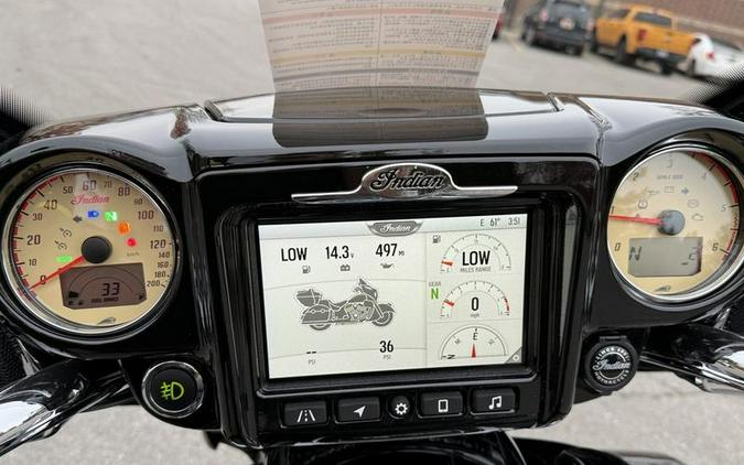 2025 Indian Motorcycle® Roadmaster® w/PowerBand Audio Black Metallic
