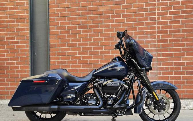 2019 Harley-Davidson® FLHXS - Street Glide® Special