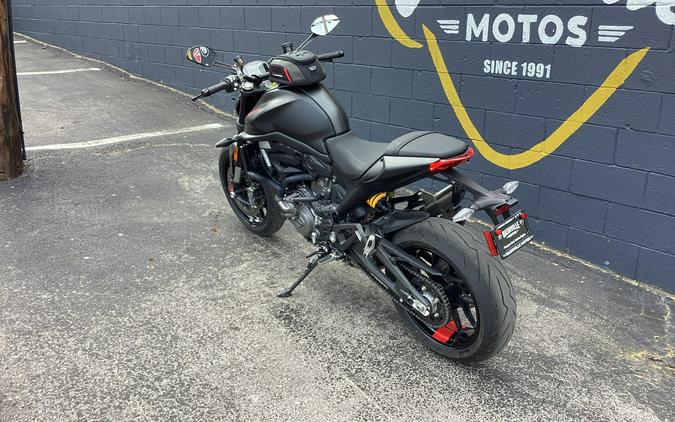 2025 Ducati Monster 937