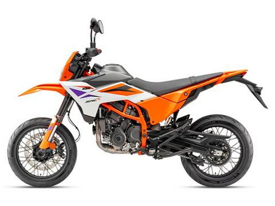 2026 KTM 390 SMC R