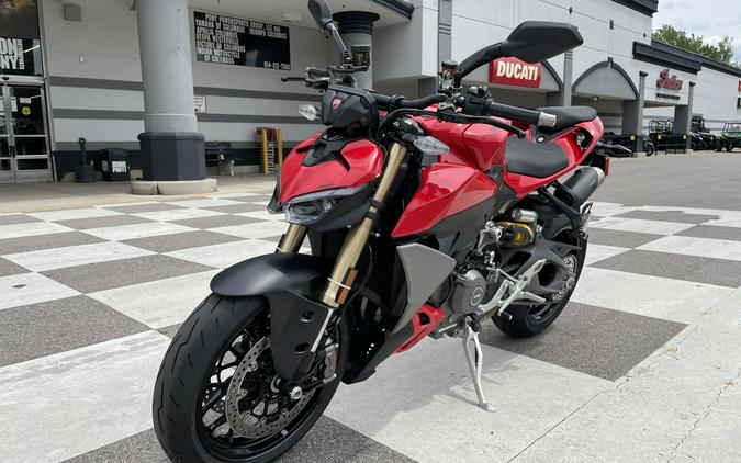 2026 Ducati Streetfighter V2 - DEMO -