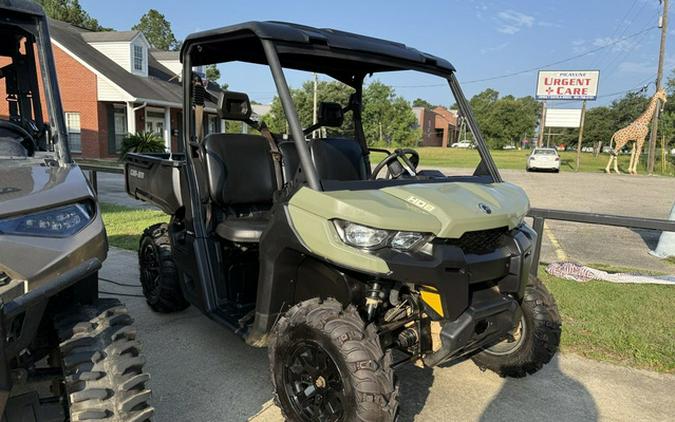 2019 Can-Am Defender DPS HD8 Green