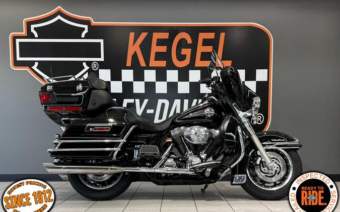 2004 Harley-Davidson® Electra Glide® Ultra Classic® Vivid Black